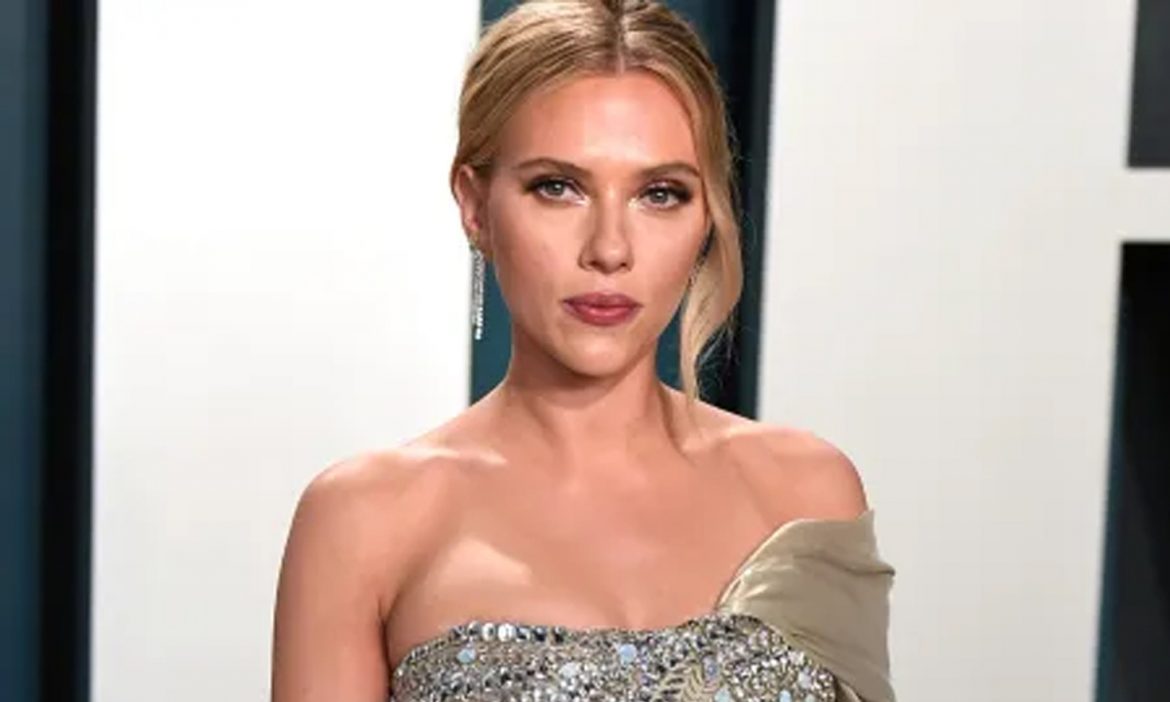 Scarlett Johansson: ‘Tôi không thoát khỏi mác bom sex’