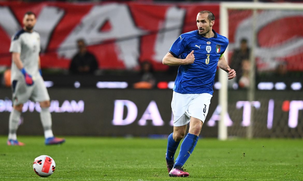 Sarri: ‘Bóng đá Italy lỗi thời 35 năm’